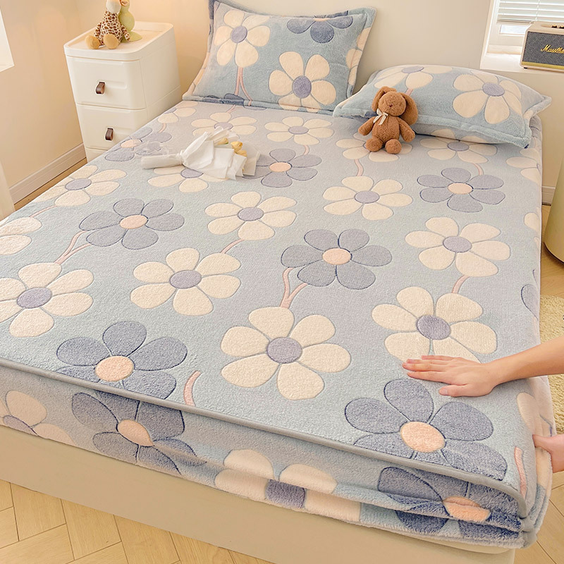 ชุดผ้าปูที่นอนกำมะหยี่เนื้อนุ่ - Home Textiles Bedding บทวิจารณ์และราคา